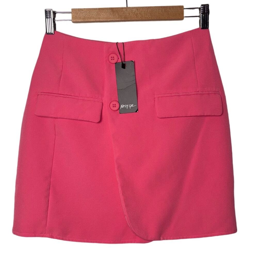 NWT Nasty Gal Pink Cargo Mini Skirt Women's Size 0 Wrap Front Button Barbiecore